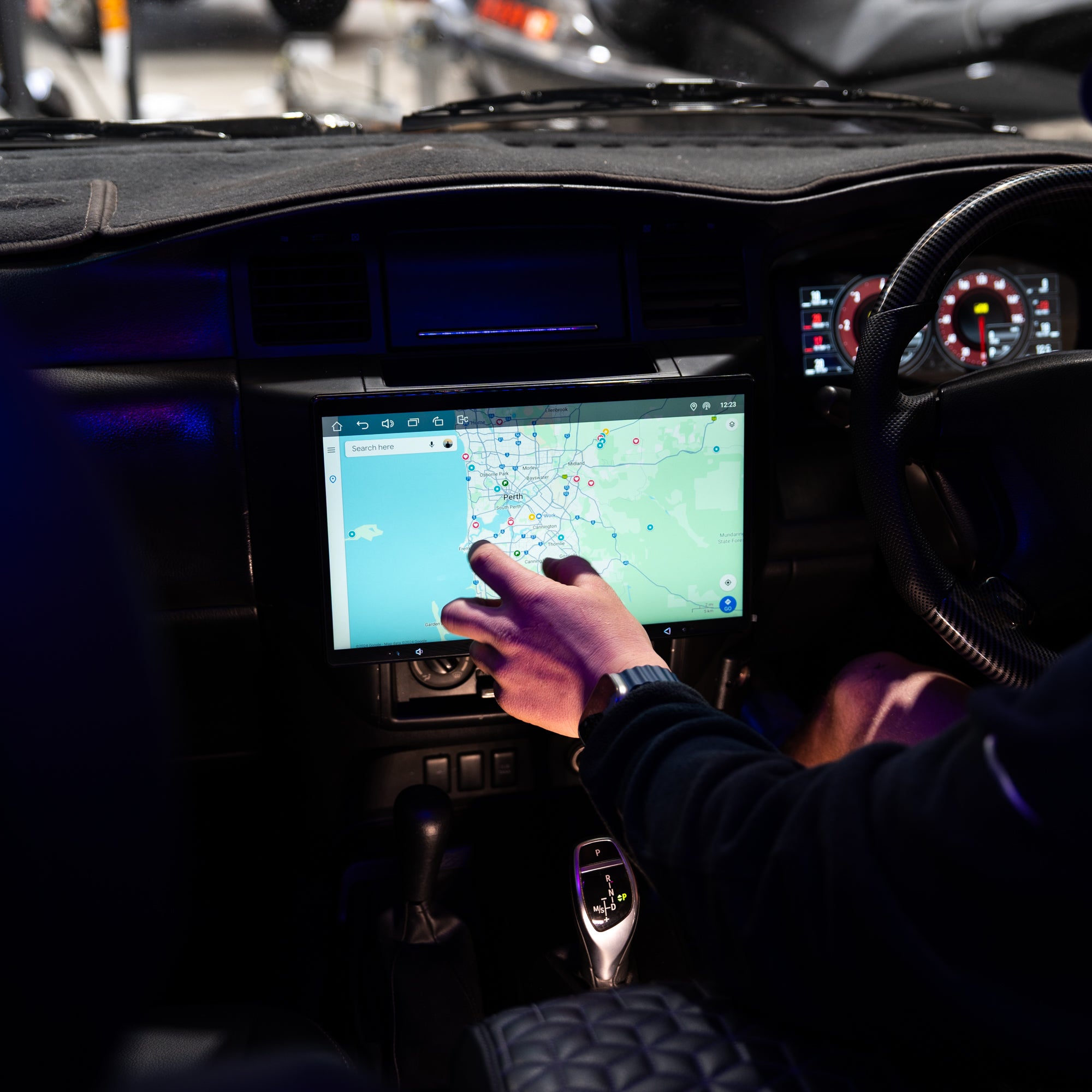 Nexus Pro RS 13.3" - Universal Head Unit